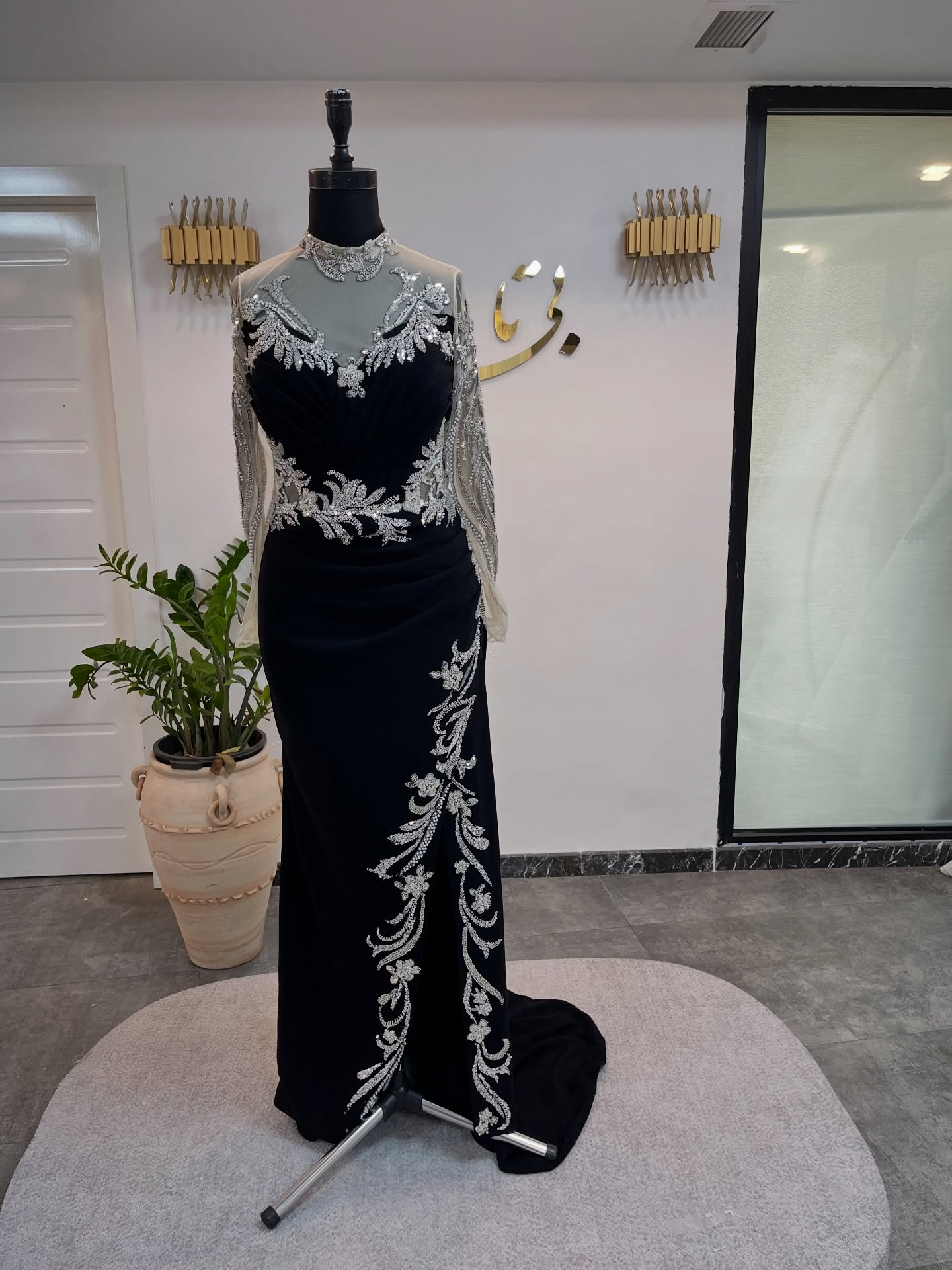 نمونه مجلسی · نوآ